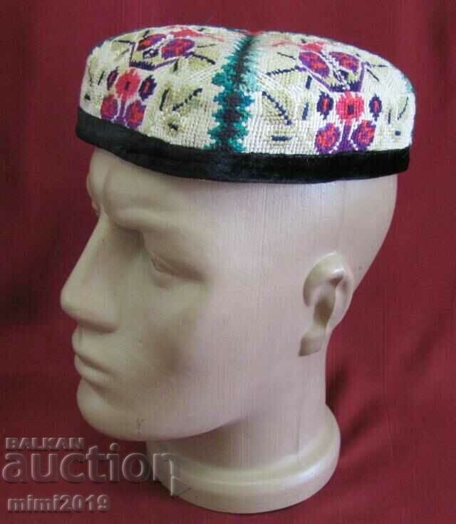 Vintage Islamic Hat with price 60.00 BGN | € 30.68 Vintage Islamic Hat with price 60.00 BGN | € 30.68
