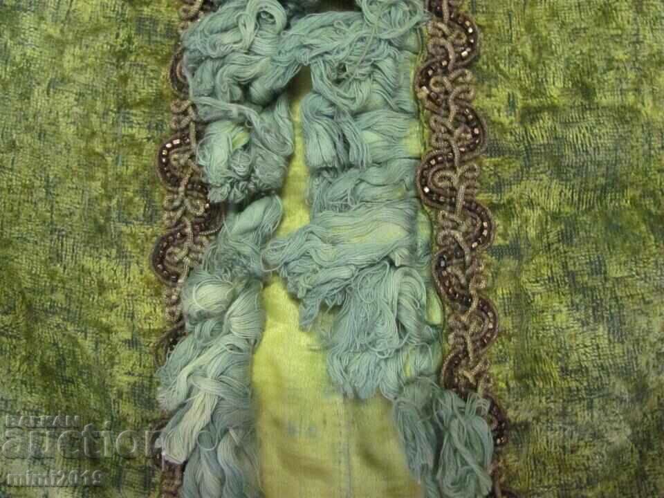 19th century Women's Outerwear tinsel and velvet with price 250.00 BGN | € 127.82 19th century Women's Outerwear tinsel and velvet with price 250.00 BGN | € 127.82