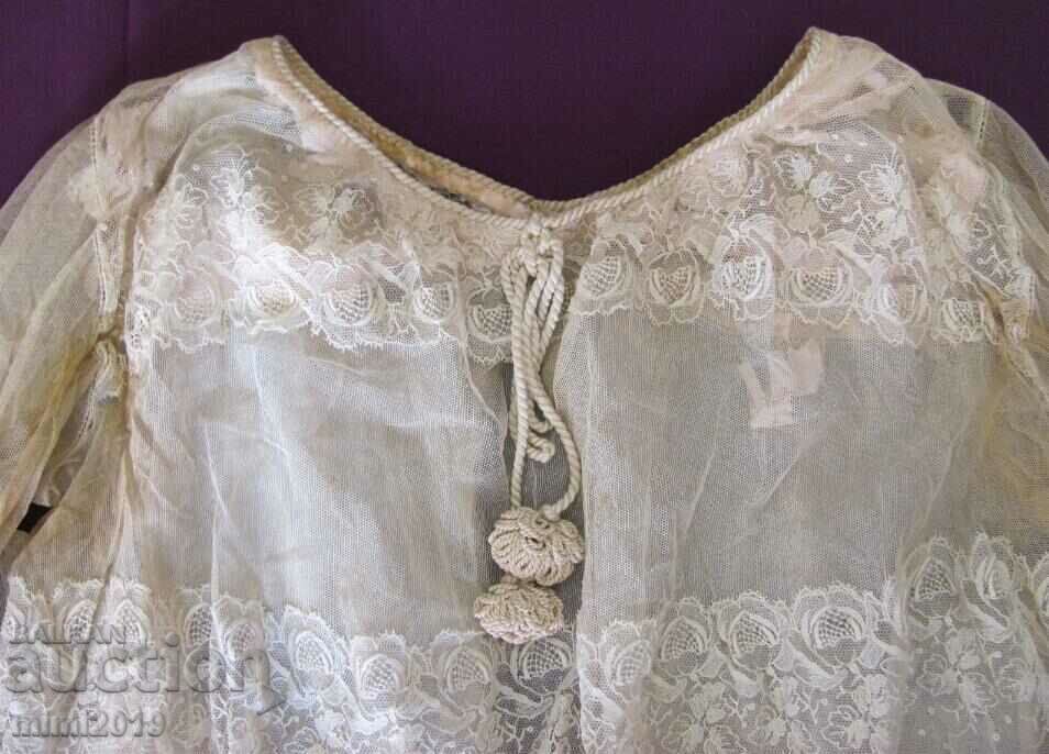 19th Century Victorian Style Lace Women's Shirt with price 130.00 BGN | € 66.47 19th Century Victorian Style Lace Women's Shirt with price 130.00 BGN | € 66.47