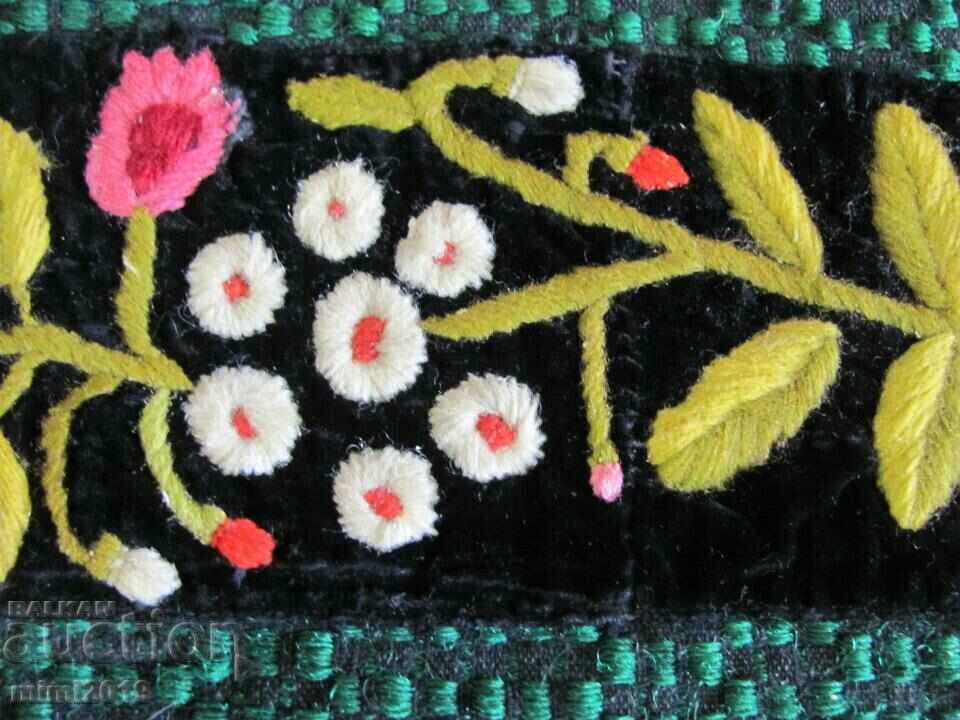 Delivery of 19th Century Woolen Hand Embroidered Pillow Delivery of 19th Century Woolen Hand Embroidered Pillow