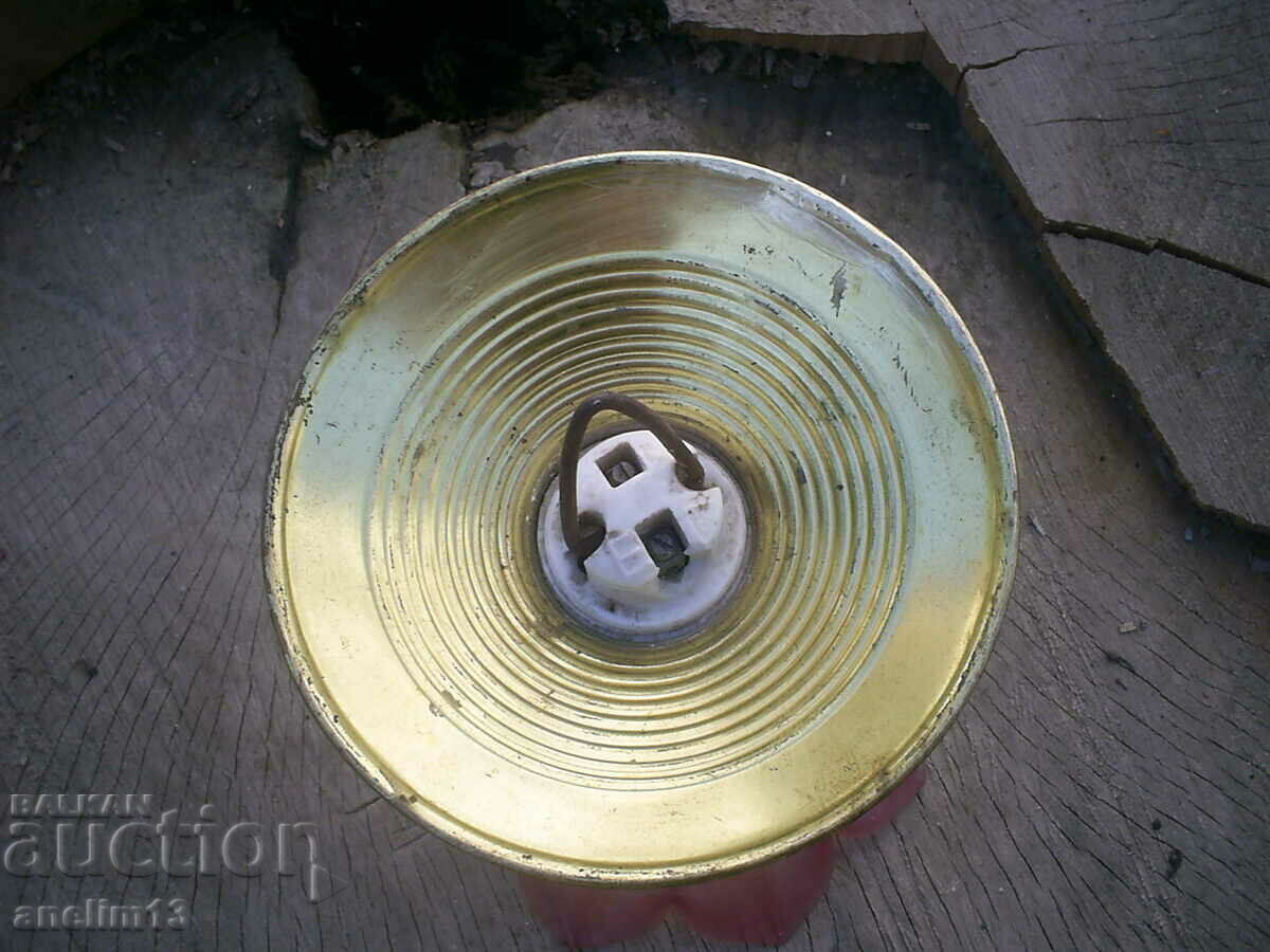 OLD CHILDREN'S CHAMPIONSHIP LAMP - 6 OLD CHILDREN'S CHAMPIONSHIP LAMP - 6