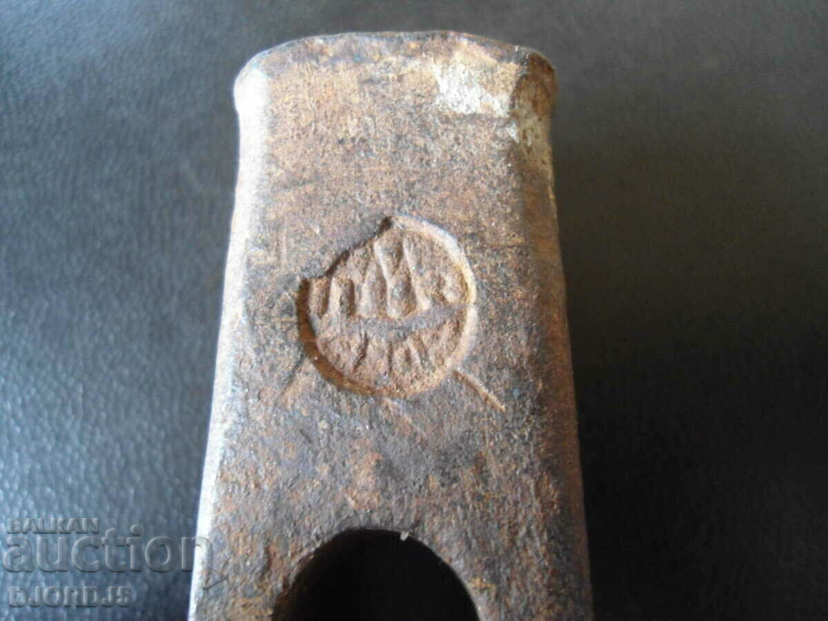 Old hammer, marked, 0.400 kg. with price 5.00 BGN | € 2.56 Old hammer, marked, 0.400 kg. with price 5.00 BGN | € 2.56