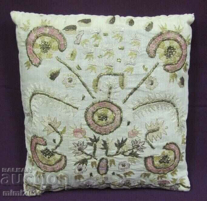 Auction  19th century Islam Ottoman Small pillow of gold tinsel