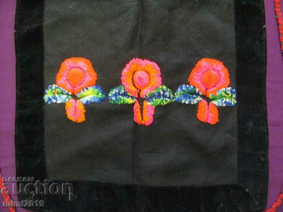 19th century Apron for Women's Costume, Costume with price 42.00 BGN | € 21.47 19th century Apron for Women's Costume, Costume with price 42.00 BGN | € 21.47