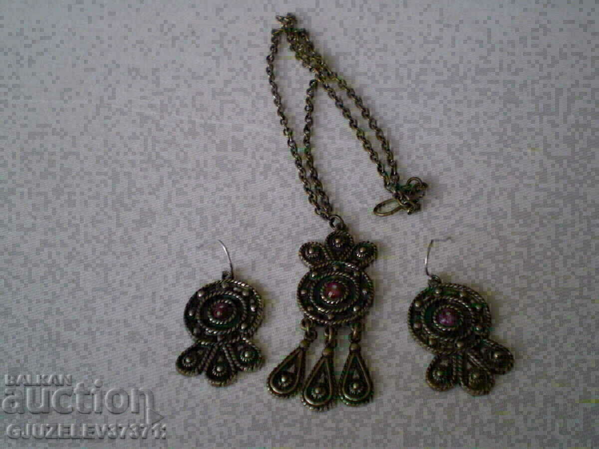 Revival earrings and necklace - 5 Revival earrings and necklace - 5