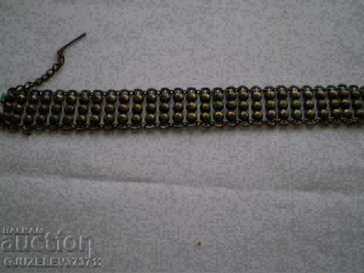 Auction  necklace and bracelet Revival