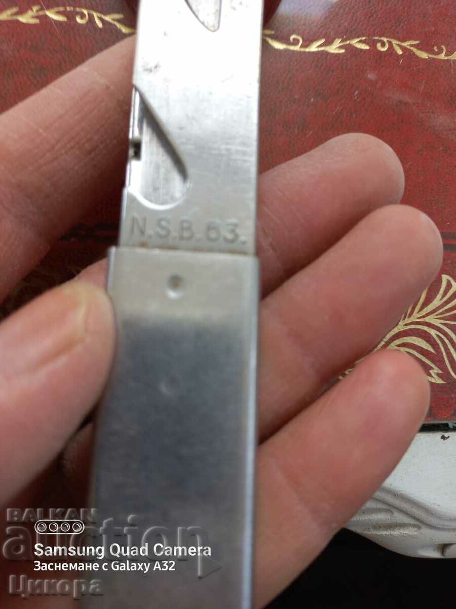 Delivery of MILITARY SUPPLIES KNIFE FORK SPOON Delivery of MILITARY SUPPLIES KNIFE FORK SPOON