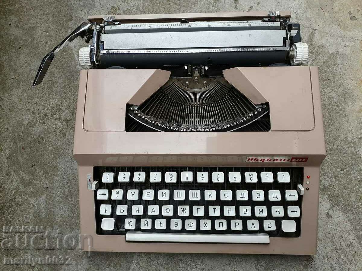 Швейцарска пишеща машина