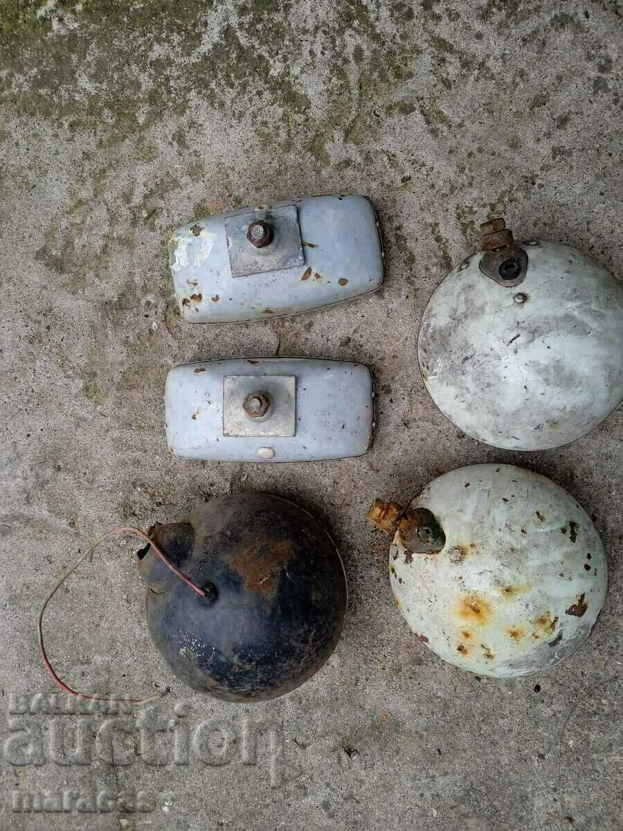 Old car headlights with price 80.00 BGN | € 40.90 Old car headlights with price 80.00 BGN | € 40.90