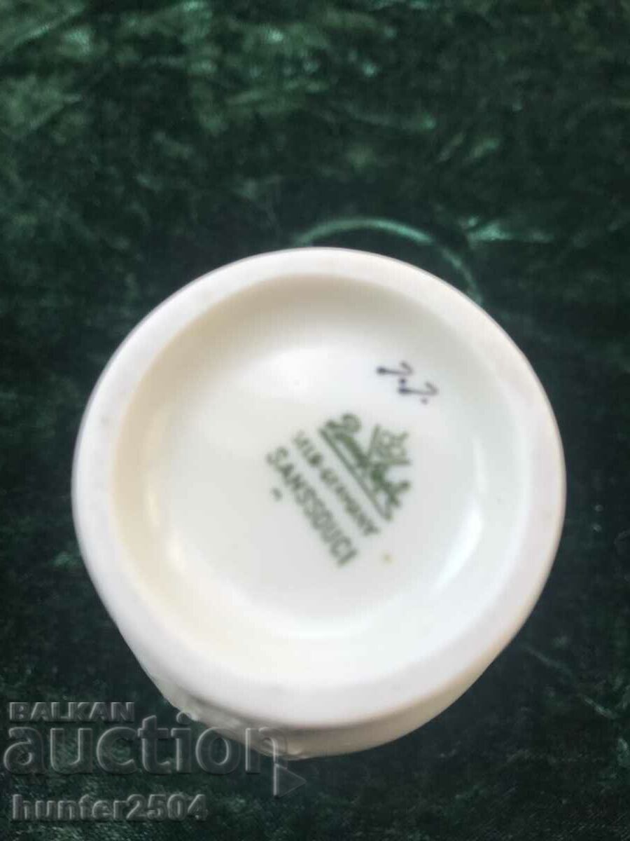 Vase-France, 12 cm with price 19.95 BGN | € 10.20 Vase-France, 12 cm with price 19.95 BGN | € 10.20