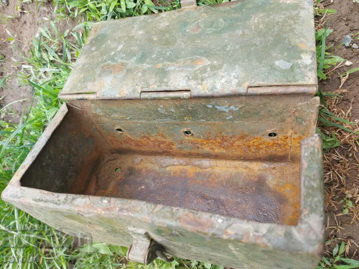 Delivery of METAL BOX - AMMUNITION Delivery of METAL BOX - AMMUNITION