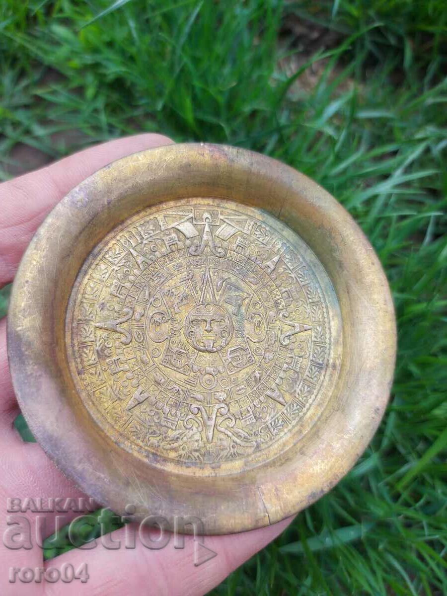 DECORATIVE PLATE - BRASS with price 10.00 BGN | € 5.11 DECORATIVE PLATE - BRASS with price 10.00 BGN | € 5.11