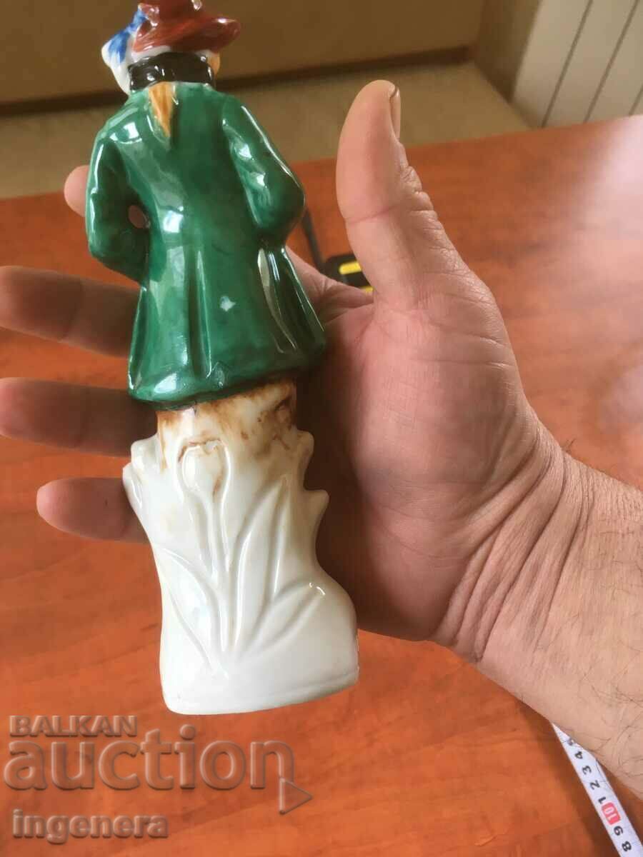 Delivery of PORCELAIN FIGURE STATUTE GOLD Delivery of PORCELAIN FIGURE STATUTE GOLD