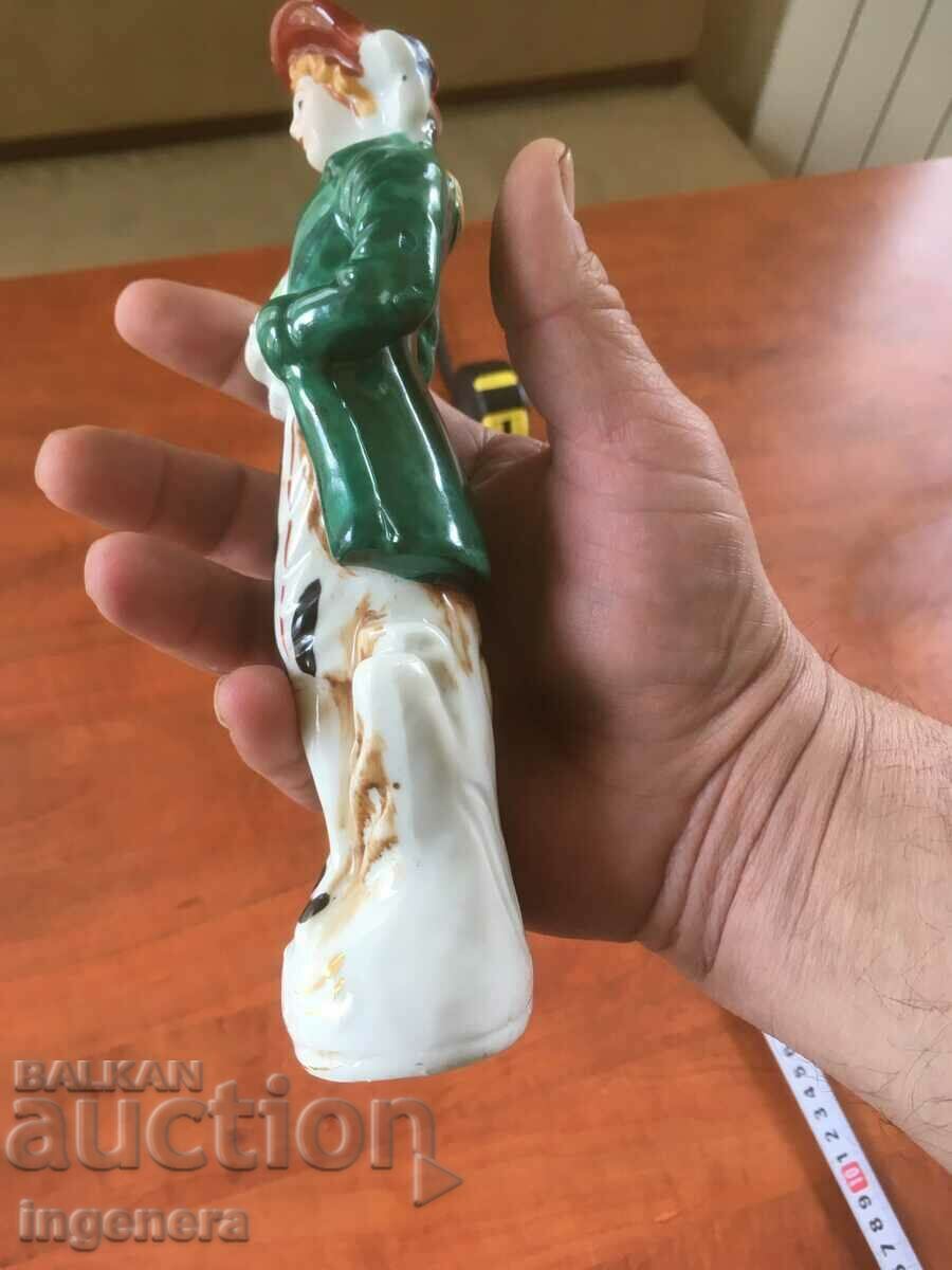 PORCELAIN FIGURE STATUTE GOLD - 6 PORCELAIN FIGURE STATUTE GOLD - 6