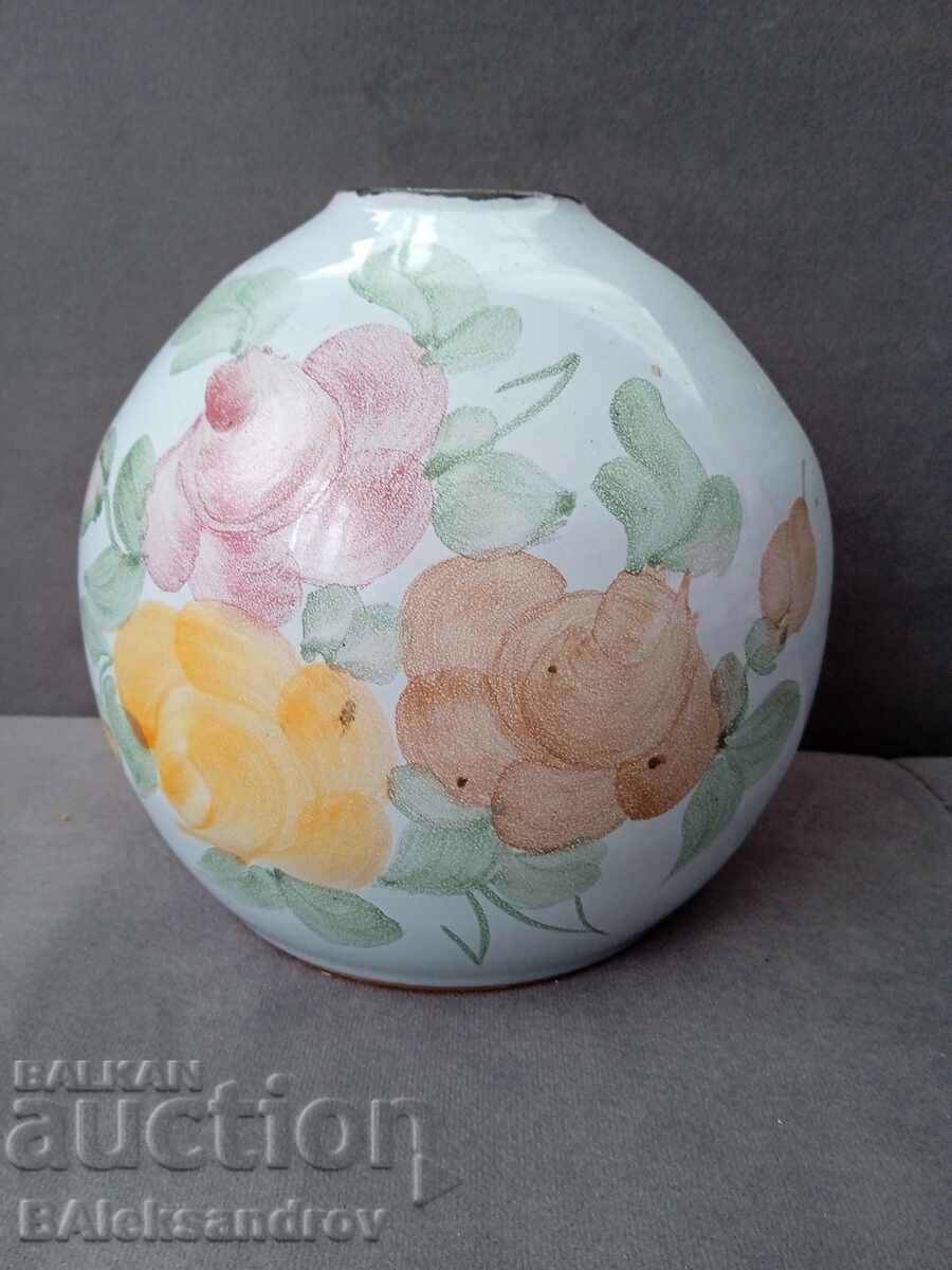 Auction Old painted ceramic vase Auction Old painted ceramic vase