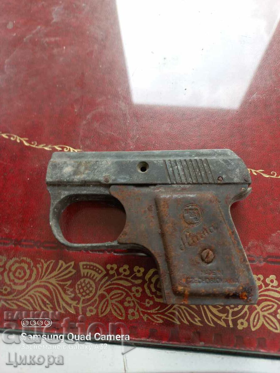 STARTING THE PISTOL with price 50.00 BGN | € 25.56