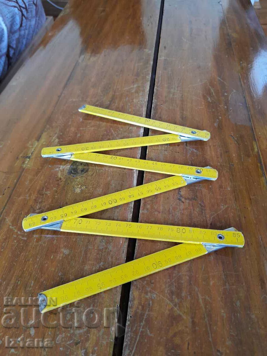 Licitație Contorul vechi de tâmplar