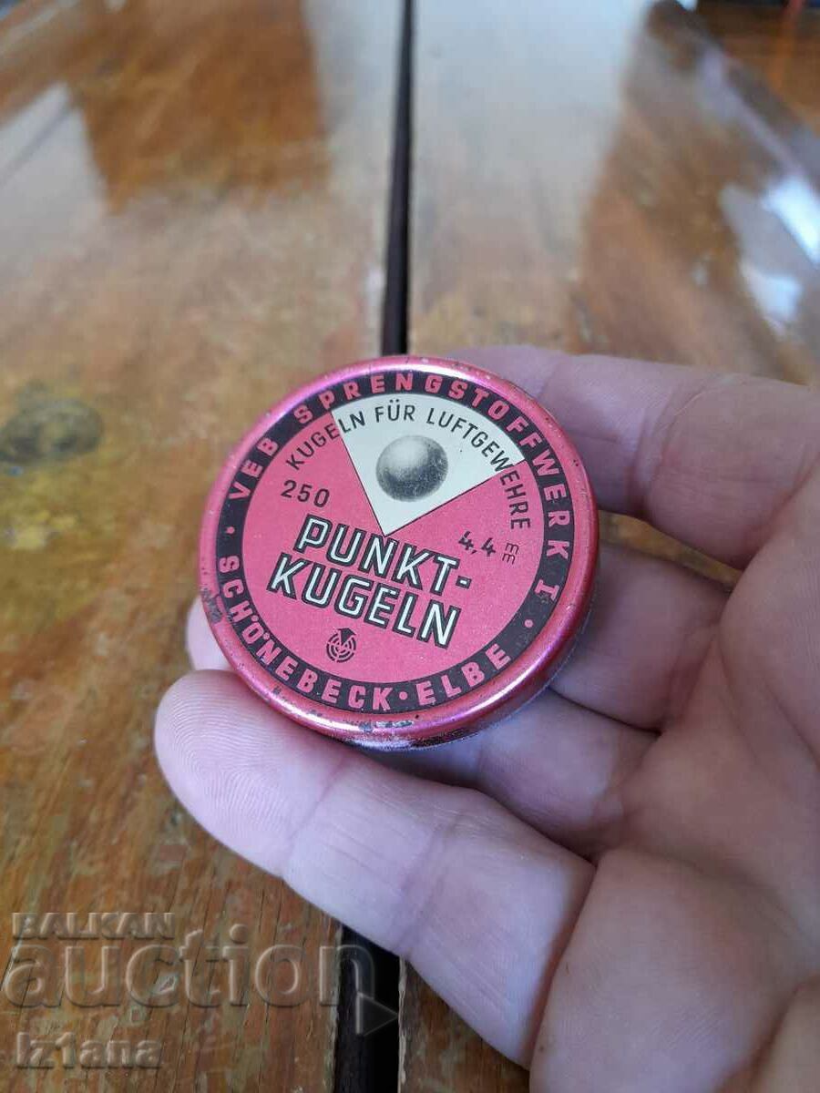 Gloanțe vechi de pușcă cu aer comprimat Punkt Kugeln cu preț 20.00 BGN | € 10.23 Gloanțe vechi de pușcă cu aer comprimat Punkt Kugeln cu preț 20.00 BGN | € 10.23