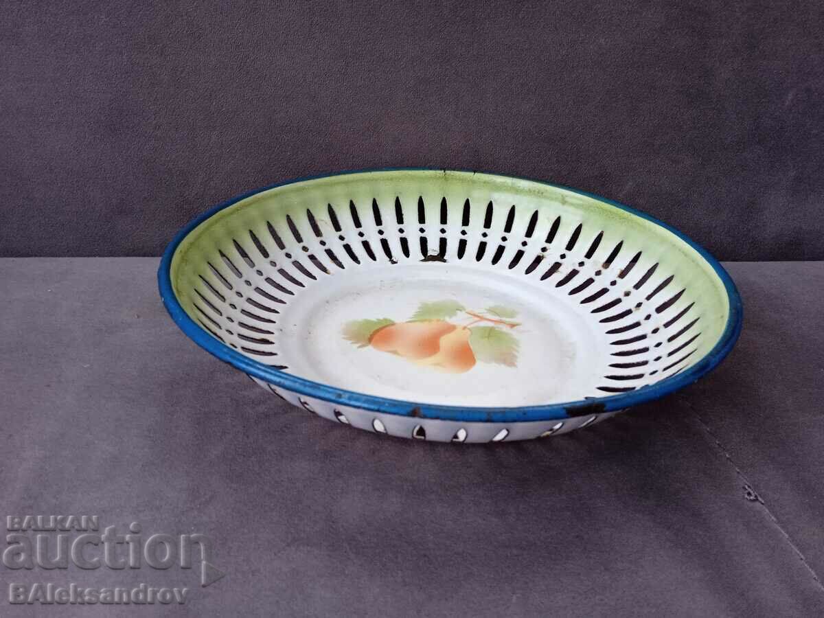 Old enameled pan with price 8.00 BGN | € 4.09 Old enameled pan with price 8.00 BGN | € 4.09