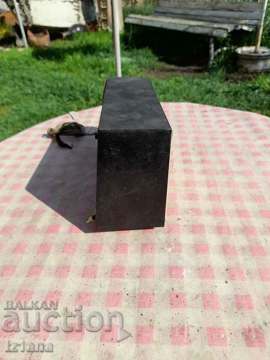 Auction Old radio station, speaker Start Auction Old radio station, speaker Start