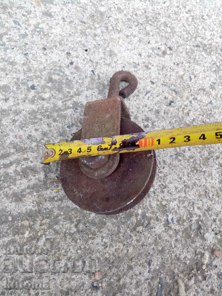 Παλιό καρούλι με τιμή 9.99 BGN | € 5.11 Παλιό καρούλι με τιμή 9.99 BGN | € 5.11