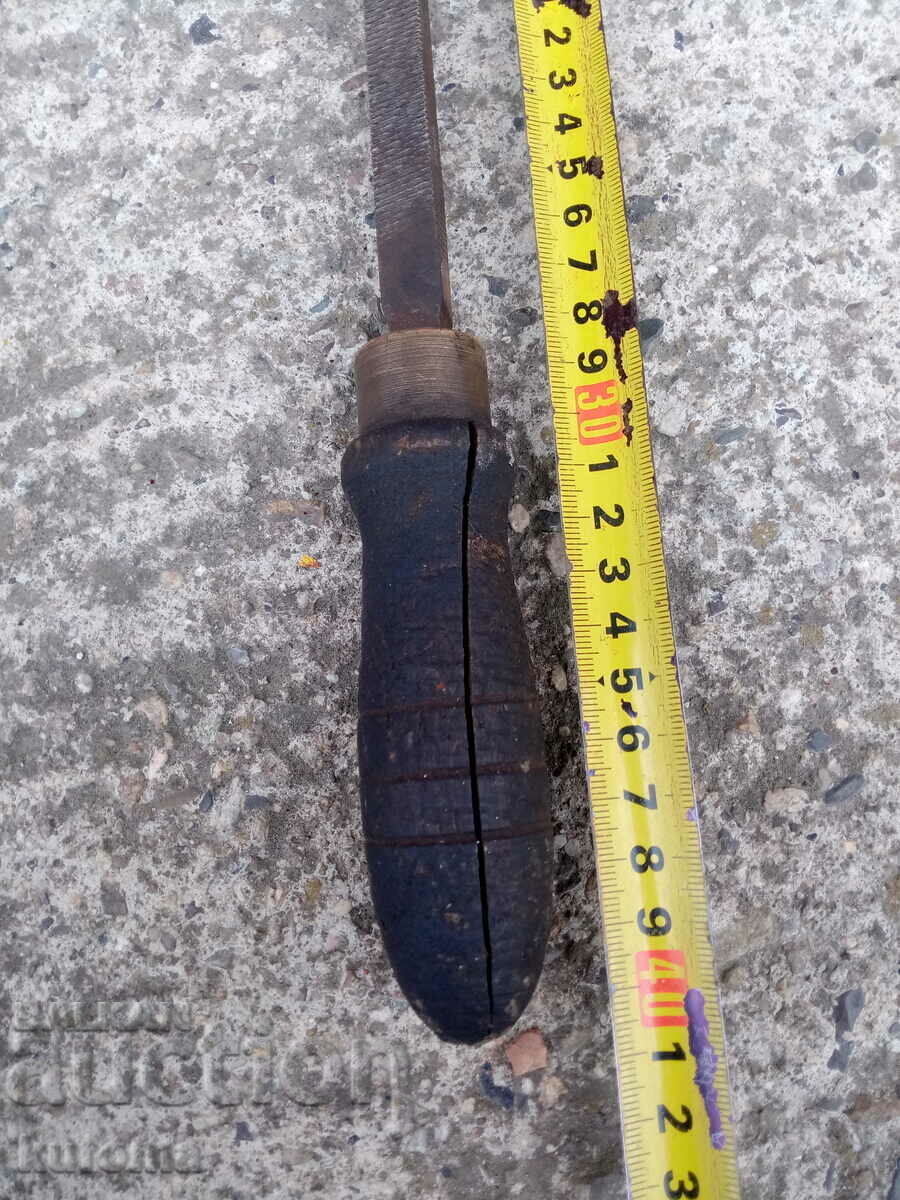 Old saw with price € 5.10 | 9.97 BGN