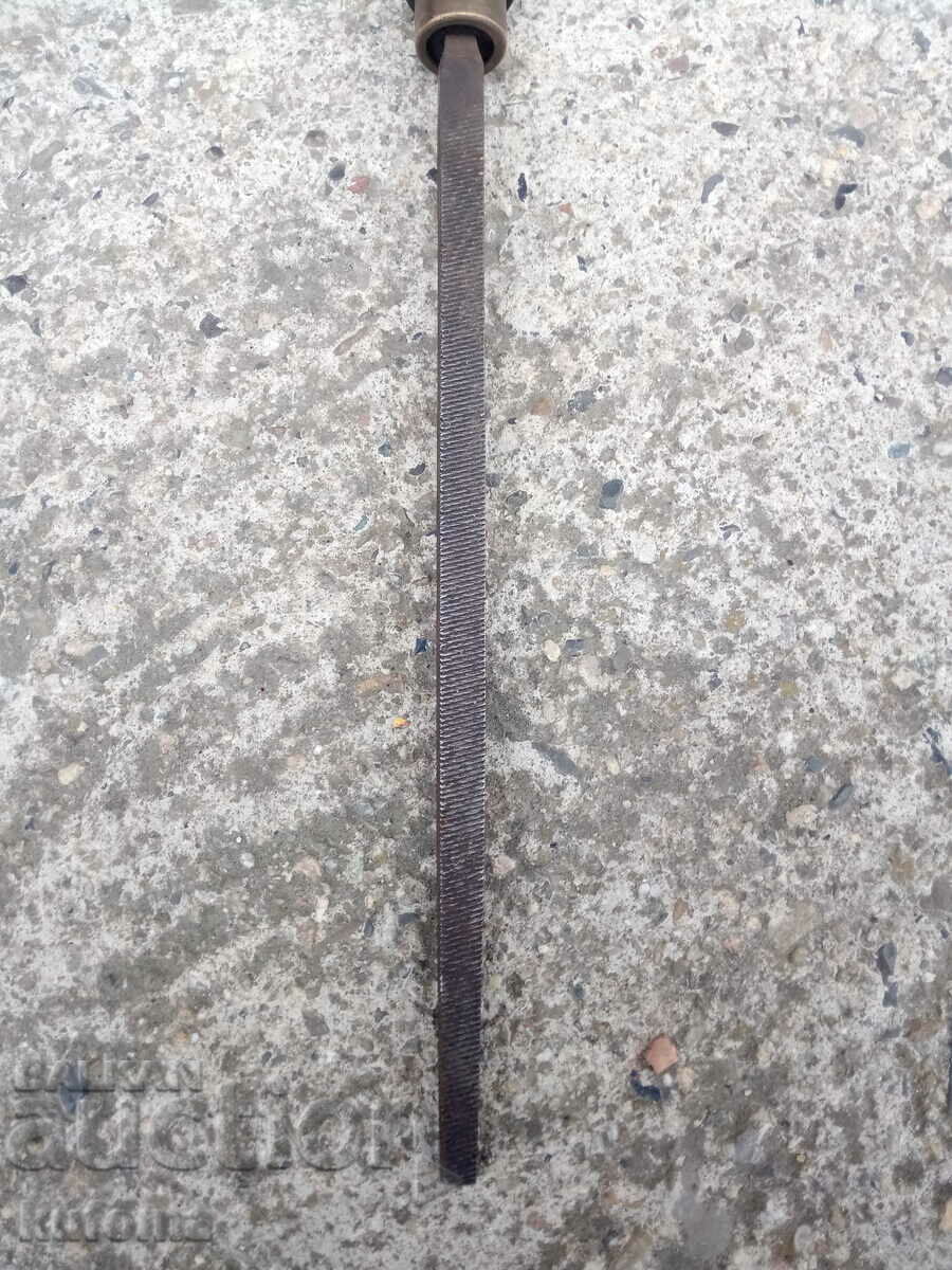 Delivery of Old saw