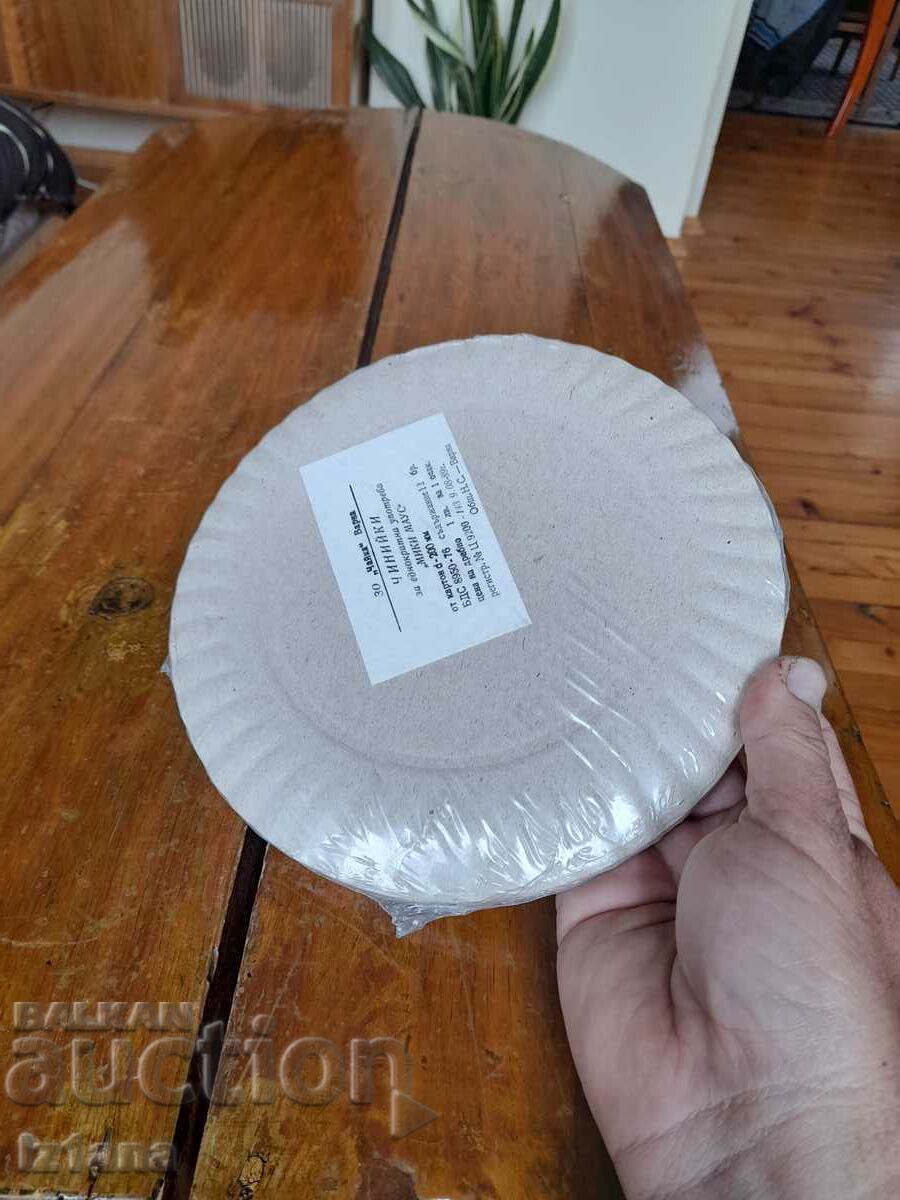 Licitație Plăci vechi de unică folosință