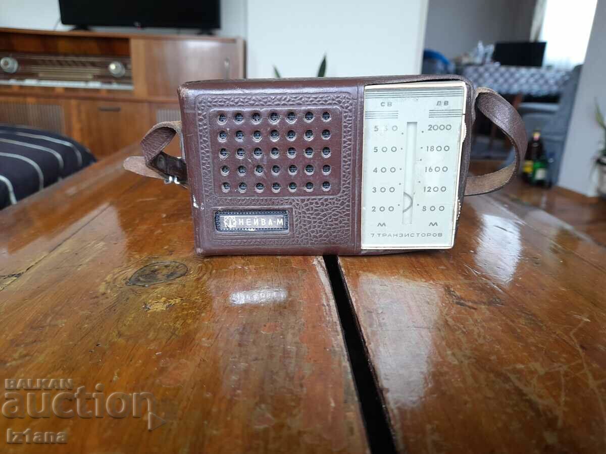 Старо радио,радиоприемник Нейва-М