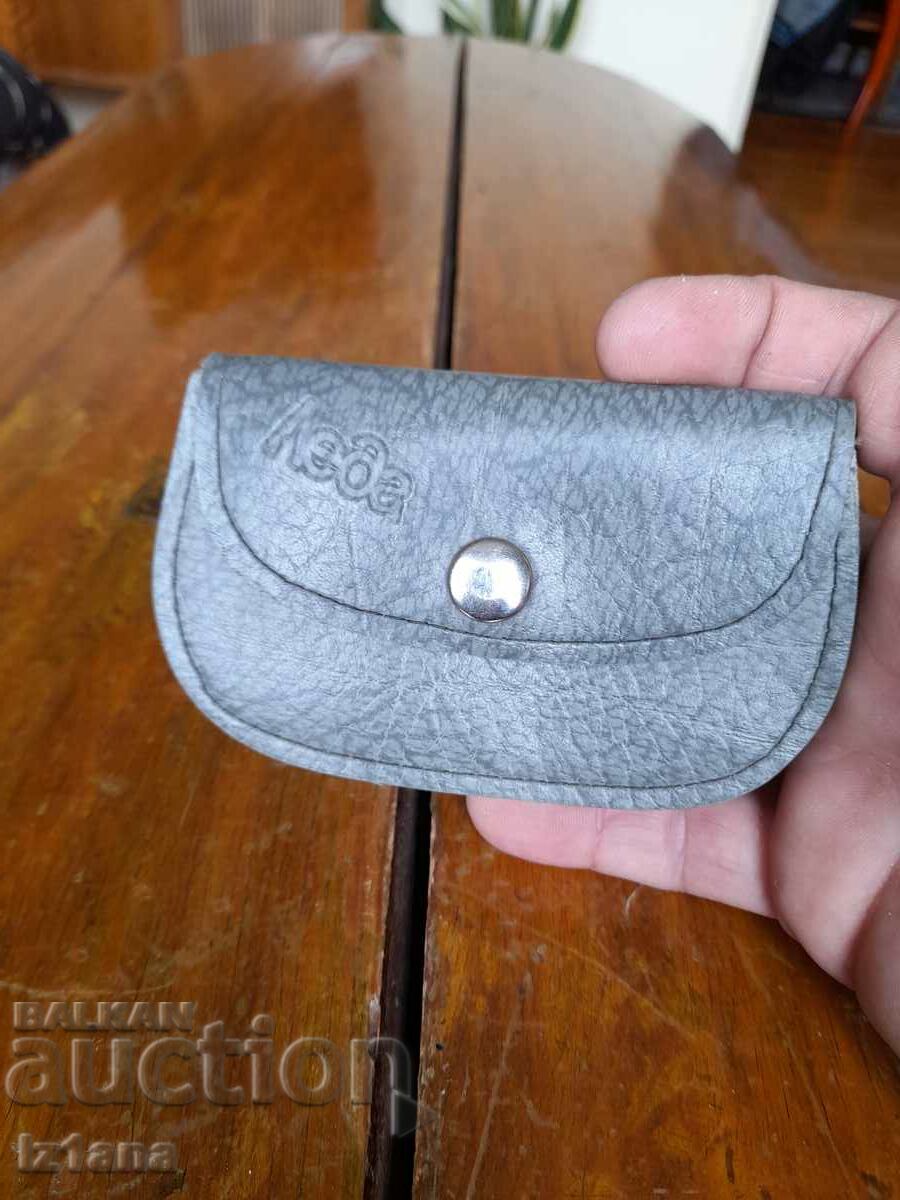 Old Led Purse with price 12.00 BGN | € 6.14 Old Led Purse with price 12.00 BGN | € 6.14