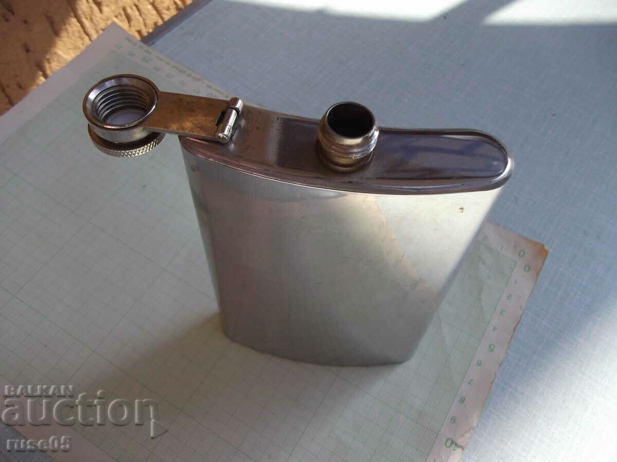 Metal pocket for alcohol for pocket - 1 - 6 Metal pocket for alcohol for pocket - 1 - 6