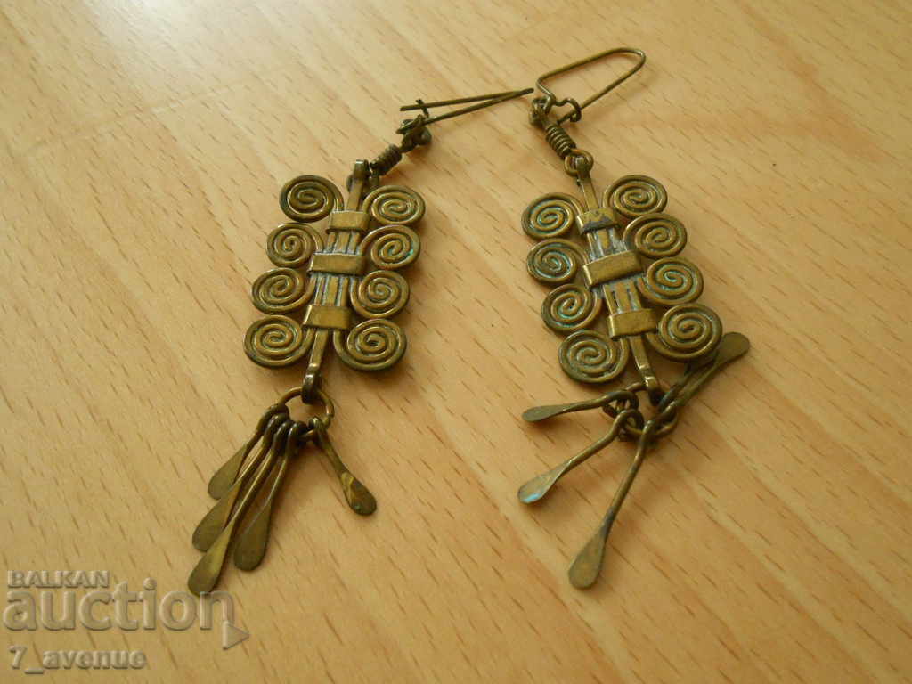 Παράδοση Παλιά αναγεννησιακά σκουλαρίκια, πολύ ενδιαφέροντα, μήκους 86 χλστ