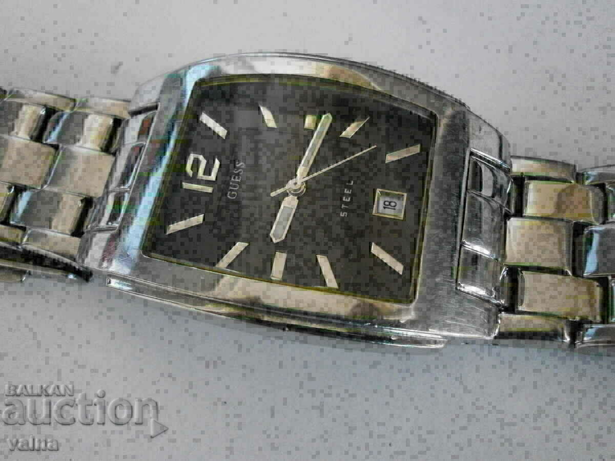 Auction GUESS, quartz, Citizen / Miyota, case 33x47mm Auction GUESS, quartz, Citizen / Miyota, case 33x47mm