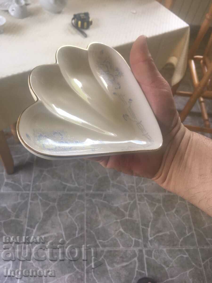 PORCELAIN PLATE "MIDDLE" SPOON IN ORIGIN. PACKAGING-BULGARIA with price 48.00 BGN | € 24.54 PORCELAIN PLATE "MIDDLE" SPOON IN ORIGIN. PACKAGING-BULGARIA with price 48.00 BGN | € 24.54