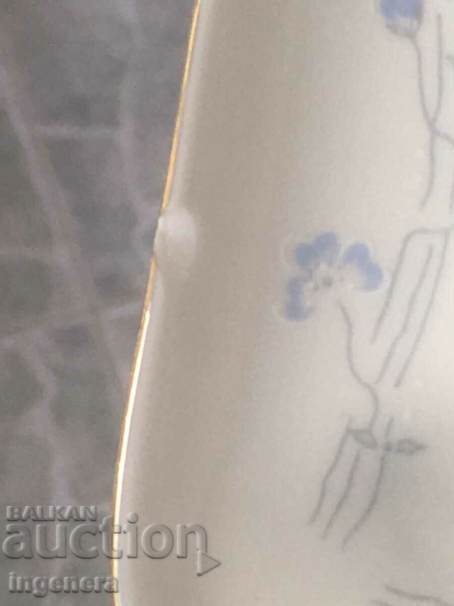 PORCELAIN PLATE "MIDDLE" SPOON IN ORIGIN. PACKAGING-BULGARIA - 6 PORCELAIN PLATE "MIDDLE" SPOON IN ORIGIN. PACKAGING-BULGARIA - 6