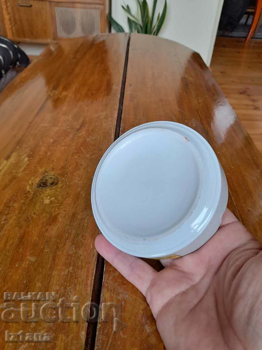 Livrarea scrumieră veche Nova Brazilia Livrarea scrumieră veche Nova Brazilia