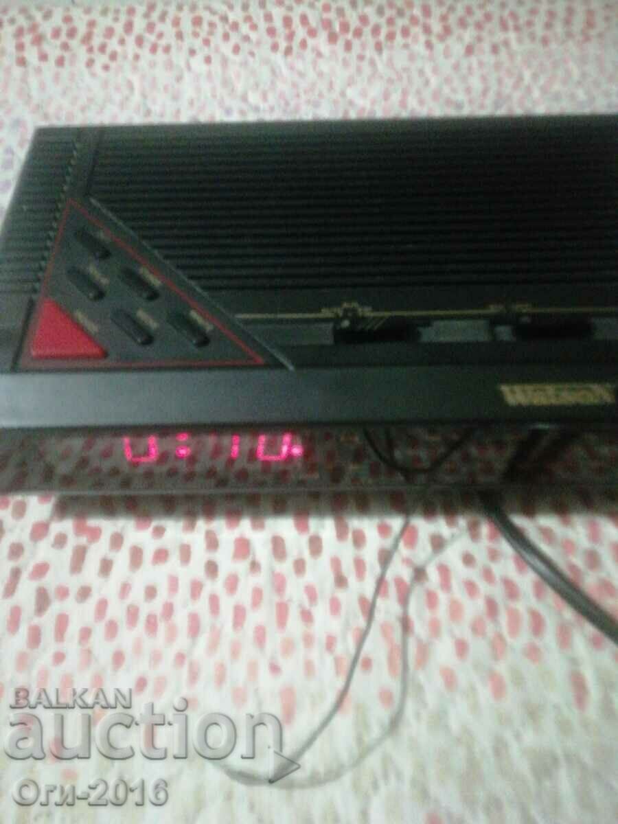 Old Radio Clock - WatsoN
