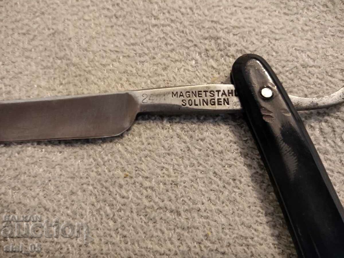 German razor SOLINGEN with price 50.00 BGN | € 25.56 German razor SOLINGEN with price 50.00 BGN | € 25.56