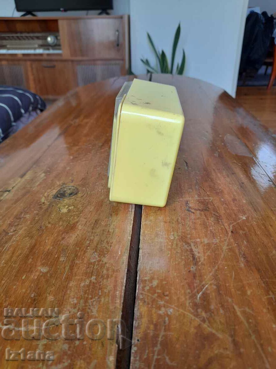 Old Alarm Clock Alarm Clock, Jantar with price 15.00 BGN | € 7.67 Old Alarm Clock Alarm Clock, Jantar with price 15.00 BGN | € 7.67