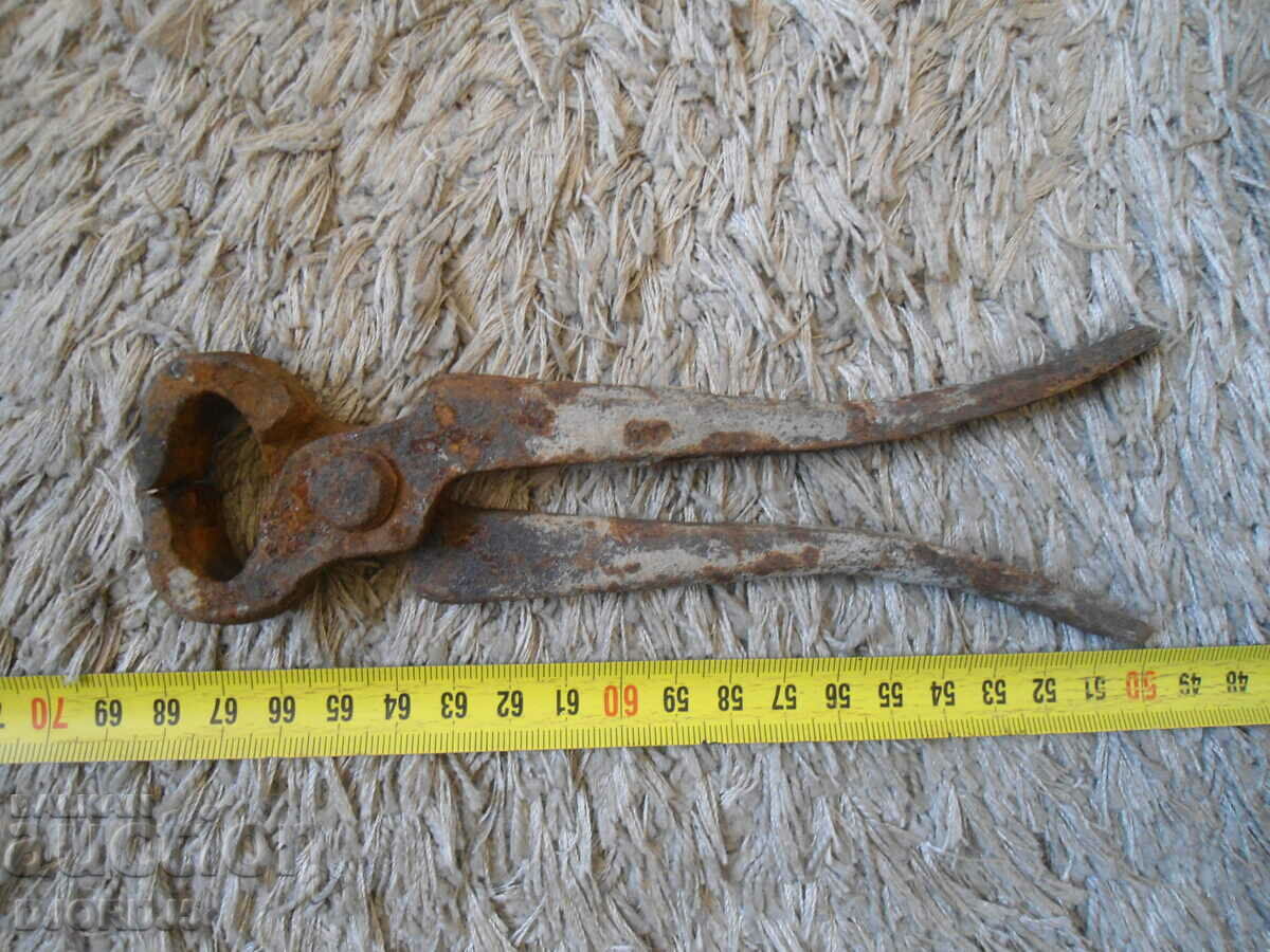 Old pliers - 5