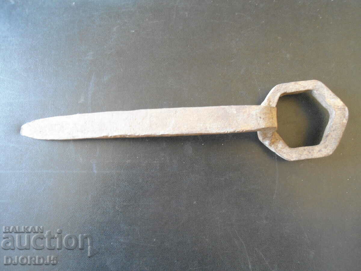 παλιό κλειδί με τιμή 2.00 BGN | € 1.02 παλιό κλειδί με τιμή 2.00 BGN | € 1.02