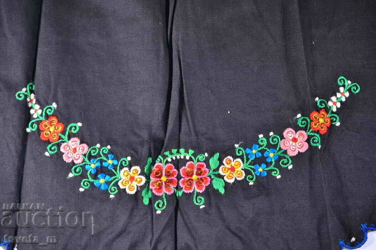 COTTON APRON FOR FOLK COSTUME WITH EMBROIDERY with price 8.00 BGN | € 4.09 COTTON APRON FOR FOLK COSTUME WITH EMBROIDERY with price 8.00 BGN | € 4.09