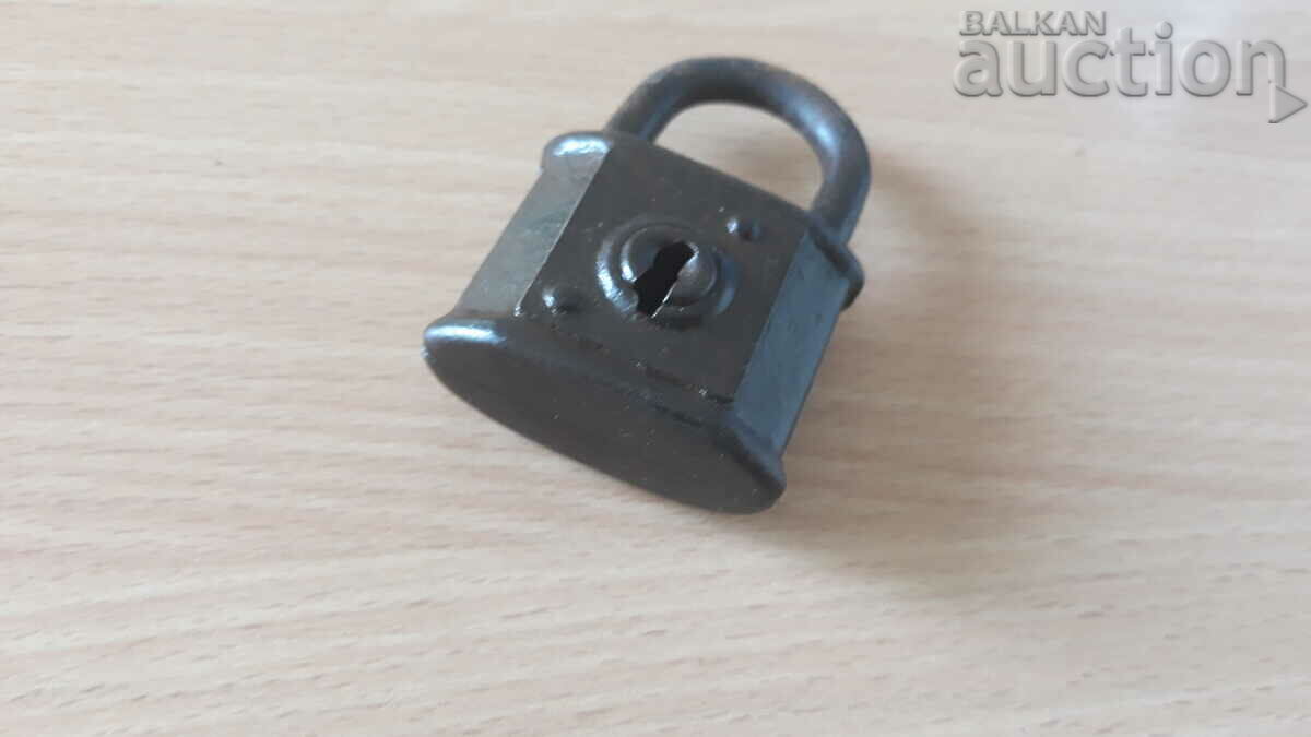vintage retro vintage padlock small padlock - 5 vintage retro vintage padlock small padlock - 5