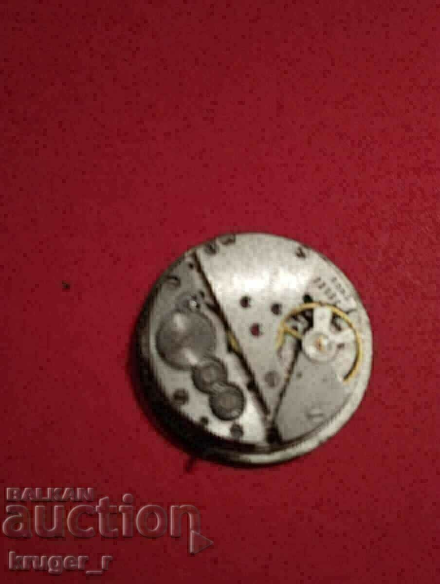 Clock typewriter 17 stones. - 6 Clock typewriter 17 stones. - 6