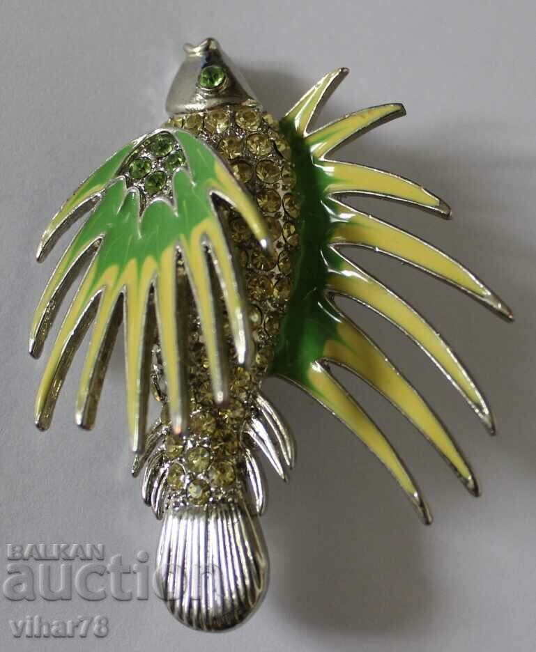 БРОШКА с цена € 19.99 | 39.10 лв. БРОШКА с цена € 19.99 | 39.10 лв.