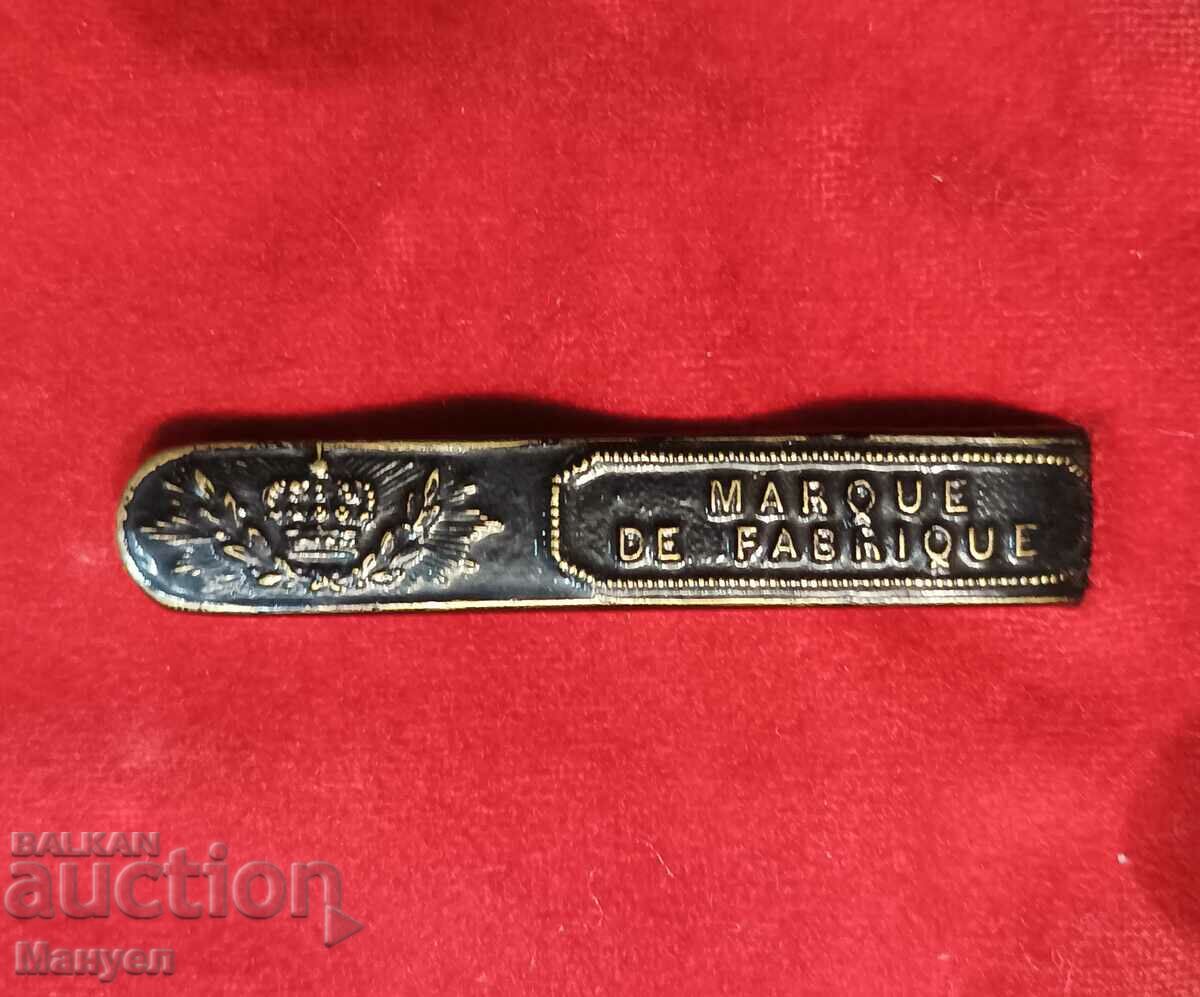 I am selling old royal epaulets. - 6