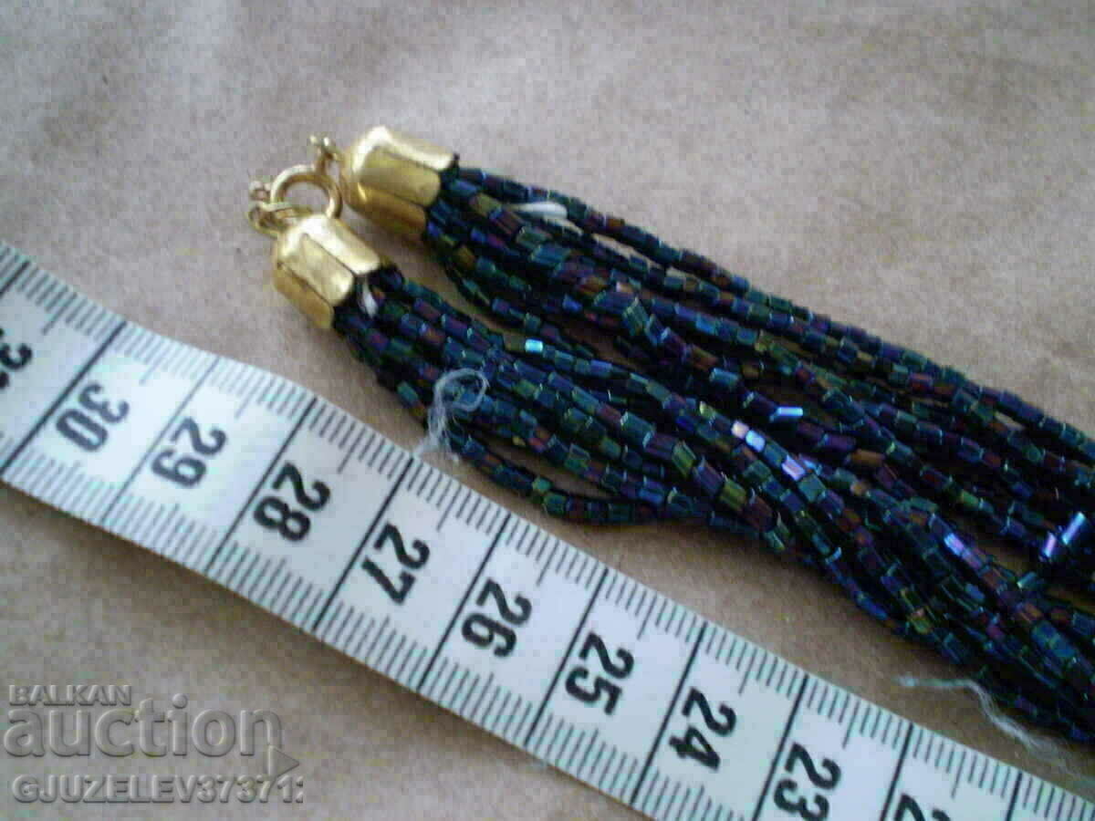 Delivery of necklace of glass beads 60s Delivery of necklace of glass beads 60s