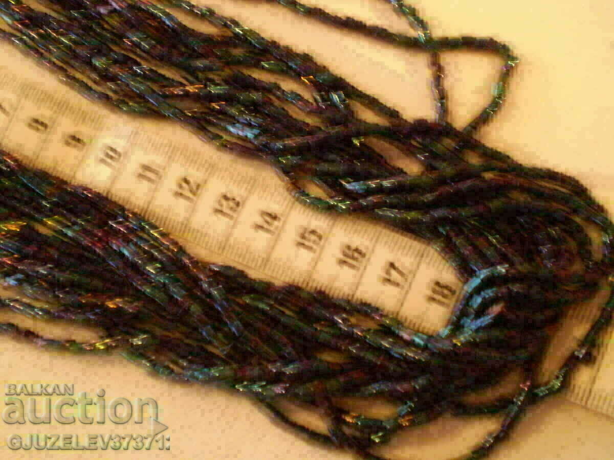 Old lady's glass bead necklace - 5 Old lady's glass bead necklace - 5