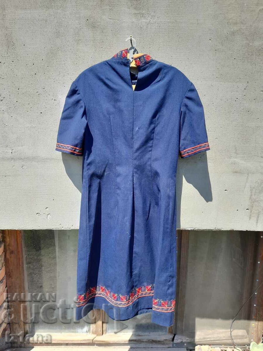 Delivery of Vintage embroidered ethno dress, Sukman Delivery of Vintage embroidered ethno dress, Sukman