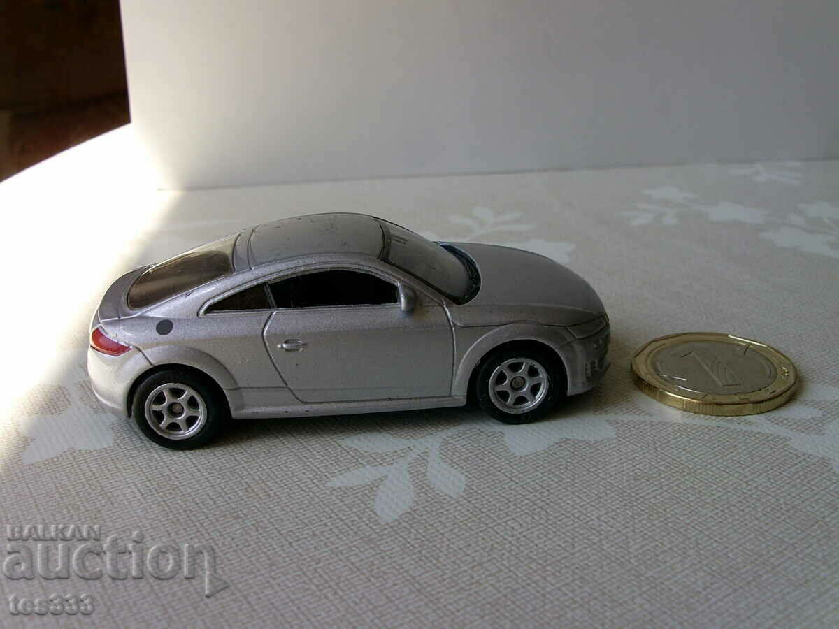 Delivery of Welly 52346 Audi TT Coupe China
